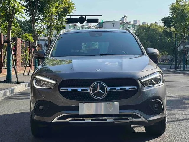 Mercedes-Benz GLA 2022 Second change GLA 200 exterior photo 2 Mercedes-Benz GLA 2022 Second change GLA 200 exterior photo 2