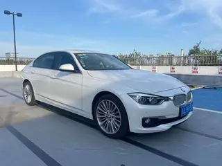 BMW 3 Series 2018 320Li Fashionable exterior photo 2
