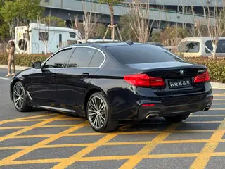 BMW 5 Series 2020 530Li Leading Type M Sports suit exterior photo 6 BMW 5 Series 2020 530Li Leading Type M Sports suit exterior photo 6