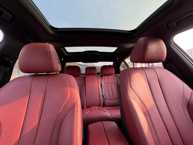 BMW 5 Series 2020 530Li Leading Type M Sports suit interior photo 13 BMW 5 Series 2020 530Li Leading Type M Sports suit interior photo 13