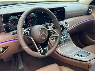 Mercedes-Benz E-Class 2022 E 260 L Coche exterior foto 7 Mercedes-Benz E-Class 2022 E 260 L Coche exterior foto 7
