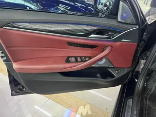 BMW 5 Series 2020 530Li Leading Type M Sports suit interior photo 9