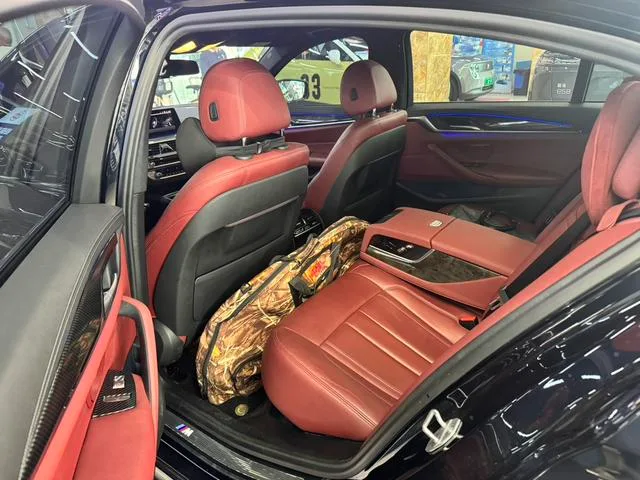 BMW 5 Series 2020 530Li Leading Type M Sports suit interior photo 11