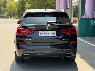 BMW X3 2020 xDrive25i M Спортивный костюм интерьер фото 9
