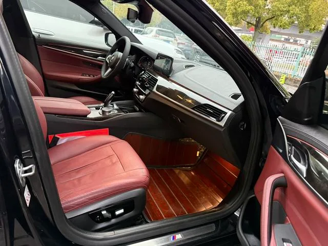BMW 5 Series 2020 530Li Leading Type M Sports suit interior photo 7