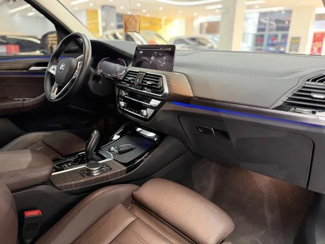 BMW X3 2020 xDrive28i Luxury Set interior photo 14