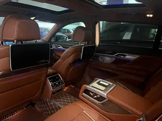 BMW 7 Series 2019 Restyling 740Li xDrive Administrative Luxury Set interior photo 12