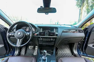 BMW X4 2016 xDrive20i M Sporty interior photo 7