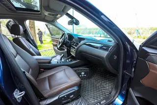 BMW X4 2016 xDrive20i M Sporty interior photo 8