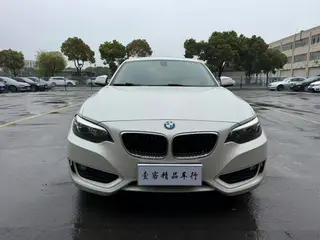 BMW 2 Series 2015 218i exterior foto 2