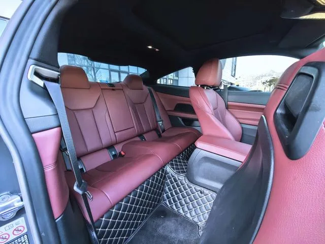 BMW 4 Series 2023 425i M Sports Night Suit interior photo 9 BMW 4 Series 2023 425i M Sports Night Suit interior photo 9
