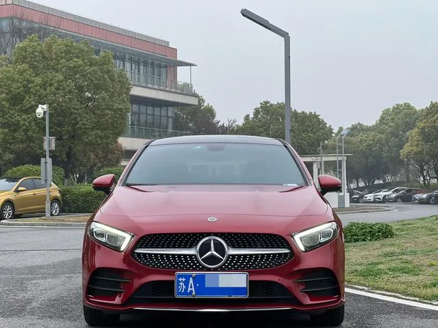 Mercedes-Benz A-Class 2022 Restyling A 200 L Sport Sedan Fashion Edition exterior photo 2 Mercedes-Benz A-Class 2022 Restyling A 200 L Sport Sedan Fashion Edition exterior photo 2