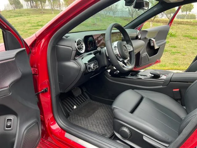 Mercedes-Benz A-Class 2022 Restyling A 200 L Sport Sedan Fashion Edition exterior photo 9 Mercedes-Benz A-Class 2022 Restyling A 200 L Sport Sedan Fashion Edition exterior photo 9