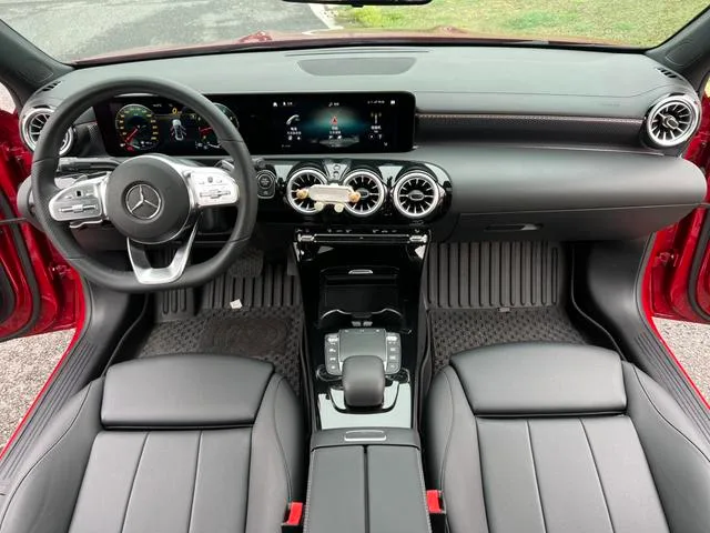 Mercedes-Benz A-Class 2022 Restyling A 200 L Sport Sedan Fashion Edition interior photo 11 Mercedes-Benz A-Class 2022 Restyling A 200 L Sport Sedan Fashion Edition interior photo 11