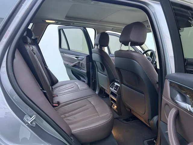 BMW X5 2018 xDrive35i Elegant style exterior photo 8
