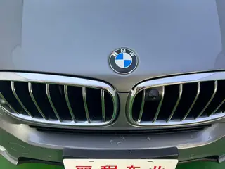 BMW X5 2018 xDrive35i Elegant style interior photo 17