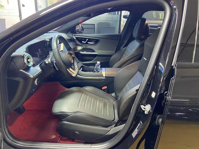Mercedes-Benz C-Class 2022 Restyling C 260 L Hao Night Sports Edition interior photo 8 Mercedes-Benz C-Class 2022 Restyling C 260 L Hao Night Sports Edition interior photo 8
