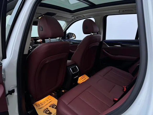 BMW X3 2022 xDrive25i M Sports suit exterior photo 6