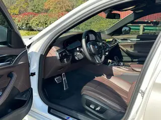BMW 5 Series 2020 525Li M Sports suit interior photo 15 BMW 5 Series 2020 525Li M Sports suit interior photo 15
