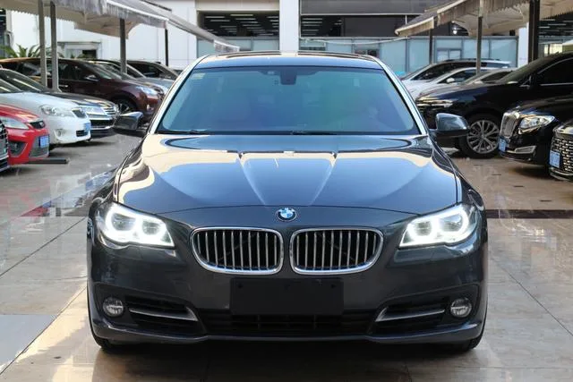 BMW 5 Series 2015 535Li Leader extérieur photo 2