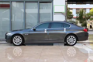 BMW 5 Series 2015 535Li Leader extérieur photo 4