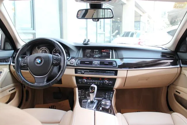 BMW 5 Series 2015 535Li Leader extérieur photo 5