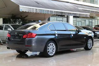 BMW 5 Series 2015 535Li Leader intérieur photo 13