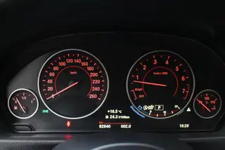 BMW 4 Series 2017 425i M Sports suit interior photo 12