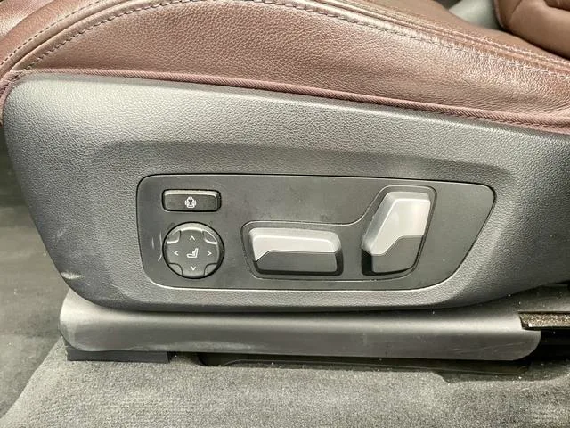 BMW X3 2020 xDrive28i M Sports suit interior photo 13