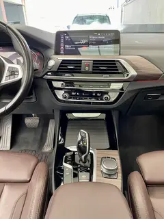 BMW X3 2020 xDrive28i M Sports suit interior photo 18