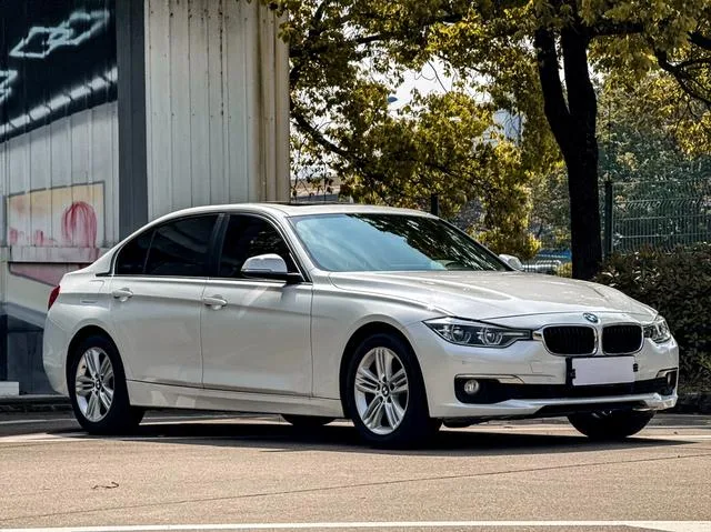 BMW 3 Series 2017 320Li Style tendance extérieur photo 3 BMW 3 Series 2017 320Li Style tendance extérieur photo 3
