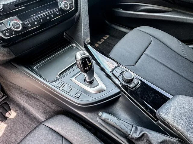 BMW 3 Series 2017 320Li Style tendance extérieur photo 9 BMW 3 Series 2017 320Li Style tendance extérieur photo 9