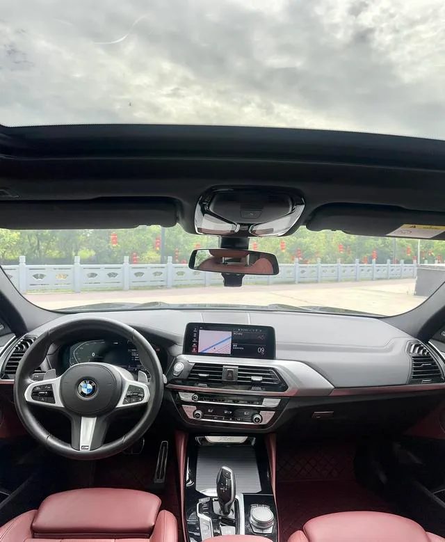 BMW X4 2021 xDrive25i M Set de nuit de sport intérieur photo 9
