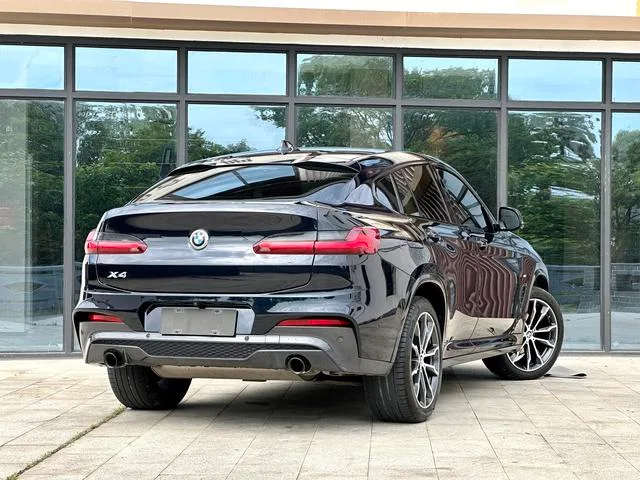 BMW X4 2021 xDrive25i M Set de nuit de sport intérieur photo 11