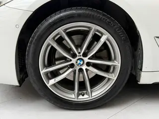 BMW 5 Series 2020 525Li M Sports suit exterior photo 8