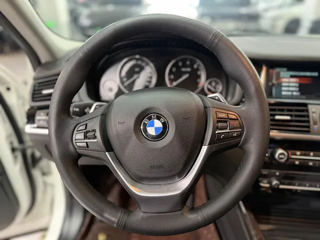 BMW X4 2016 xDrive20i M Sporty interior photo 9
