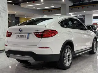 BMW X4 2016 xDrive20i M Sporty interior photo 15