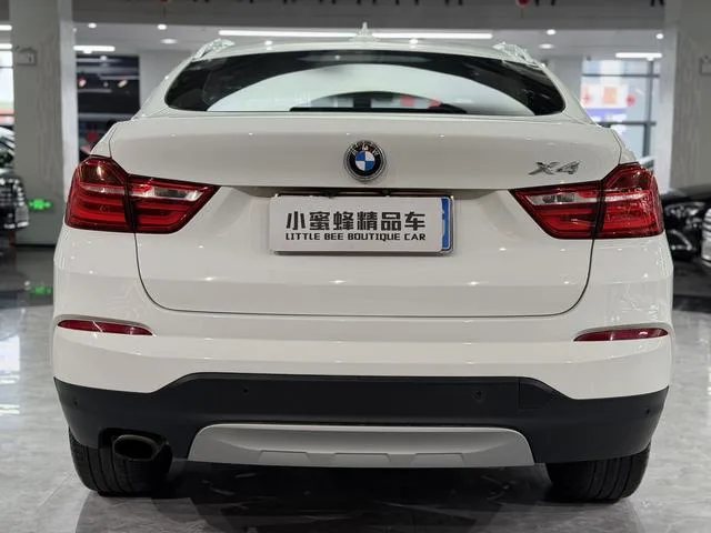 BMW X4 2016 xDrive20i M Sporty interior photo 16