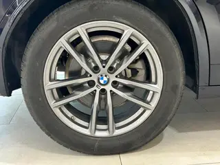 BMW X3 2021 xDrive28i M Sports suit interior photo 9