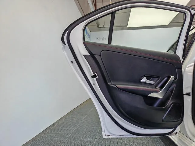 Mercedes-Benz A-Class 2024 A 200 L Fashion Edition interior photo 14