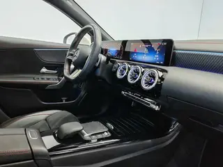 Mercedes-Benz A-Class 2024 A 200 L Fashion Edition interior photo 15