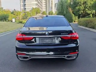 BMW 7 Series 2017 730Li Leader extérieur photo 4 BMW 7 Series 2017 730Li Leader extérieur photo 4