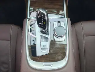 BMW 7 Series 2017 730Li Leader intérieur photo 12 BMW 7 Series 2017 730Li Leader intérieur photo 12