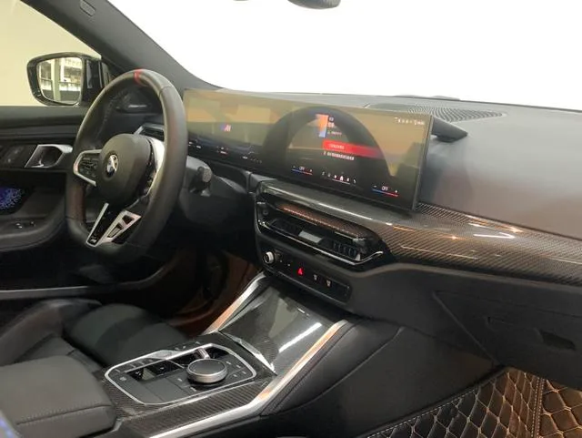 BMW 2 Series 2025 M240i xDrive Coupe interior photo 10