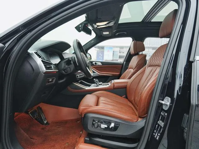BMW X7 2021 xDrive40i Premium Class M Sports suit exterior photo 6 BMW X7 2021 xDrive40i Premium Class M Sports suit exterior photo 6