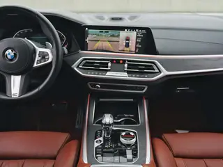 BMW X7 2021 xDrive40i Premium Class M Sports suit interior photo 12 BMW X7 2021 xDrive40i Premium Class M Sports suit interior photo 12