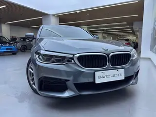 BMW 5 Series 2020 525i M Sports suit exterior photo 5