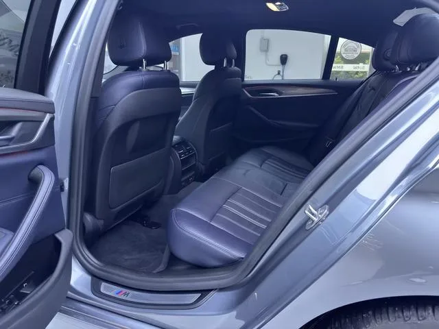 BMW 5 Series 2020 525i M Sports suit interior photo 15