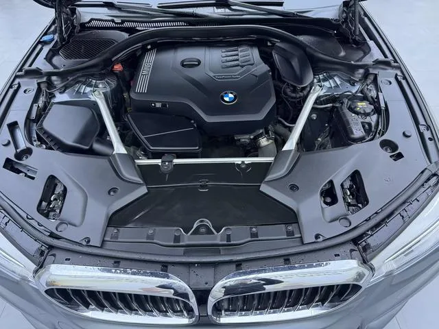 BMW 5 Series 2020 525i M Sports suit interior photo 20