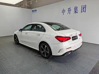 Mercedes-Benz A-Class 2024 A 200 L Version mode extérieur photo 4